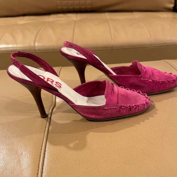 Michael Kors Fuchsia Suede Heel sandals - Picture 4 of 9